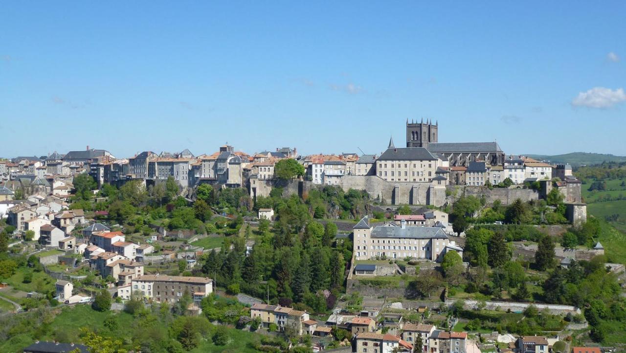 Hotel Des Roches Saint-Flour  Kültér fotó