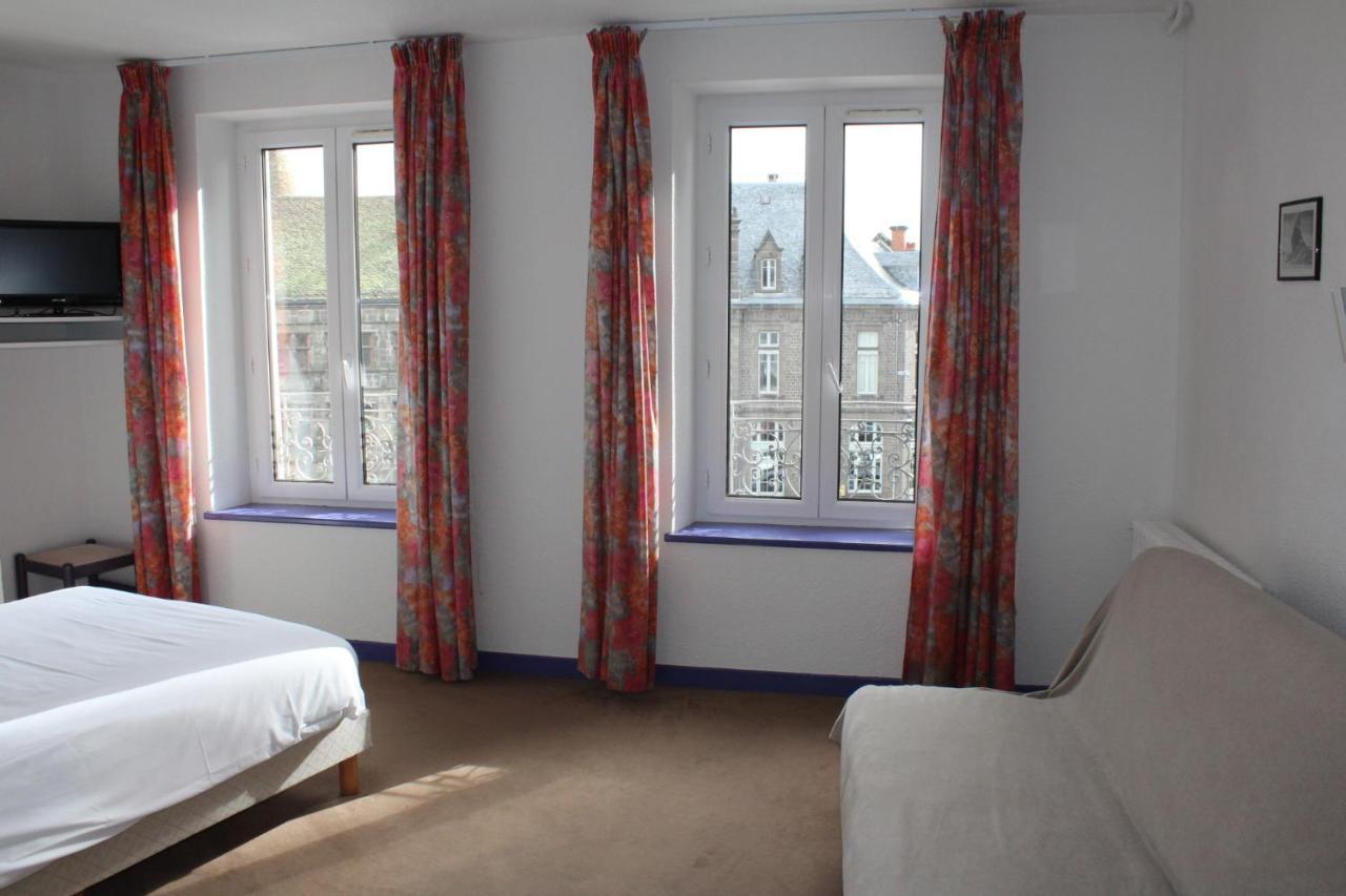 Hotel Des Roches Saint-Flour  Kültér fotó
